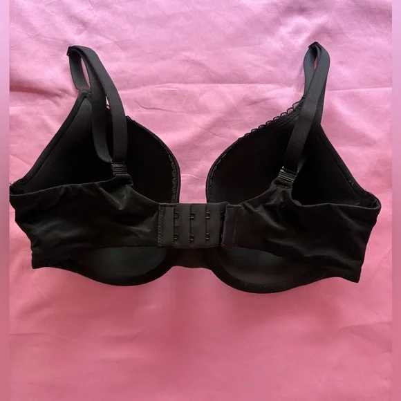 Victoria’s Secret Body By Victoria perfect coverage bra - Picture 2 of 9